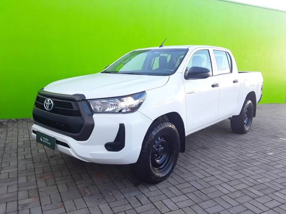 TOYOTA HILUX 2.8 D-4D TURBO DIESEL CHASSI 4X4 MANUAL TOYOTA HILUX 2.8 D-4D TURBO DIESEL CHASSI 4X4 MANUAL